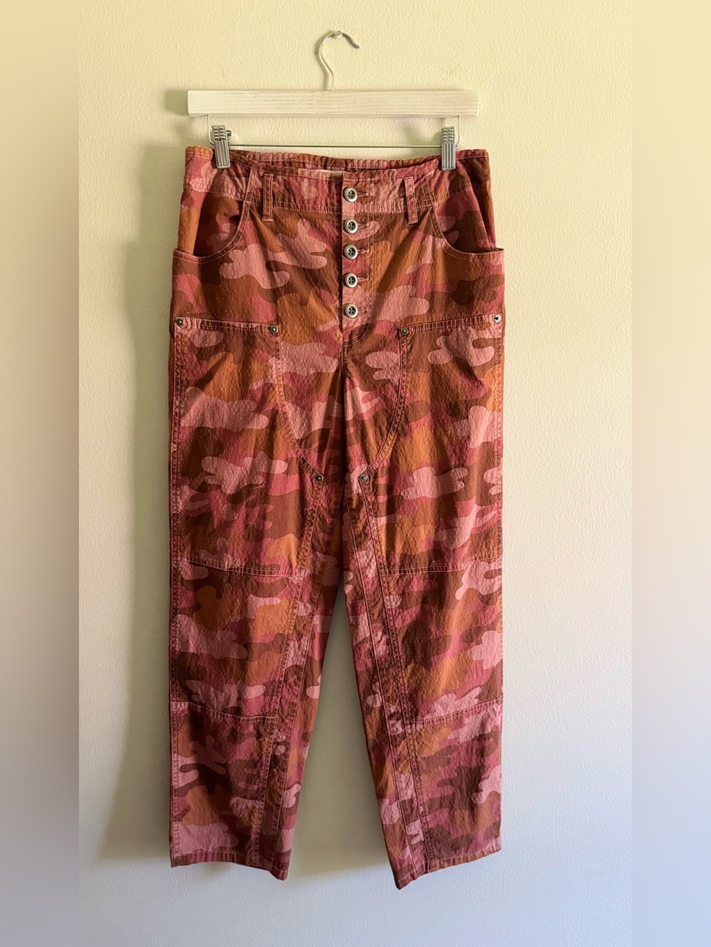 Sundance Catalog Quincy Camo Pants, size 4